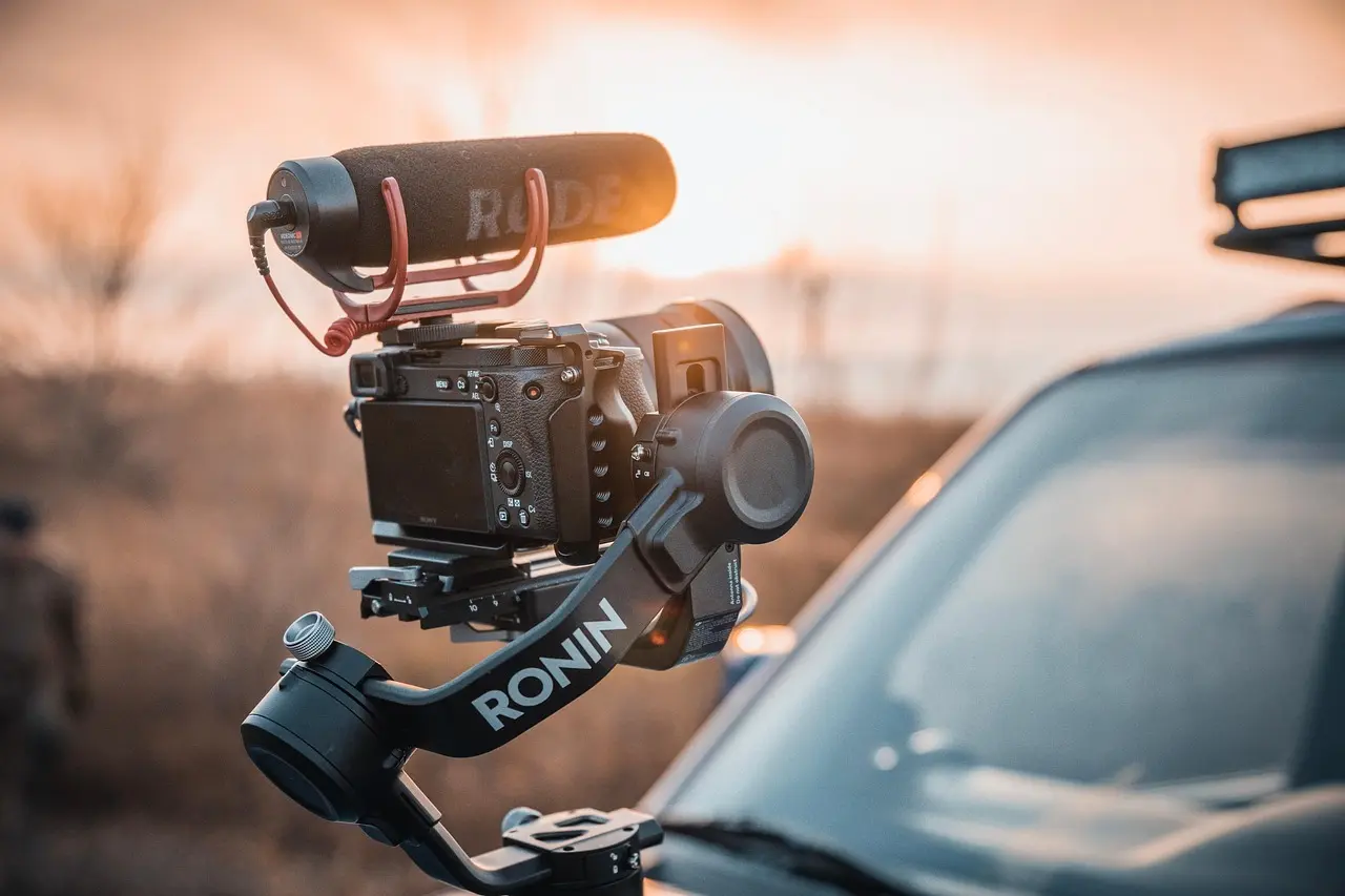 Hvordan virker en automatisk stabilisator?