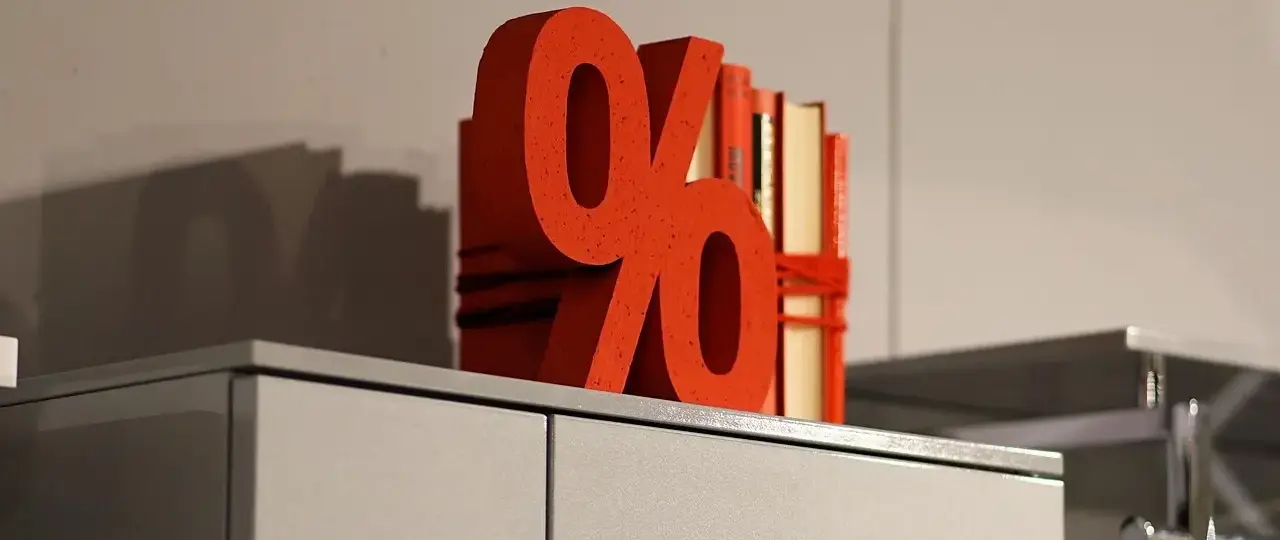 9 former for prisdiskrimination