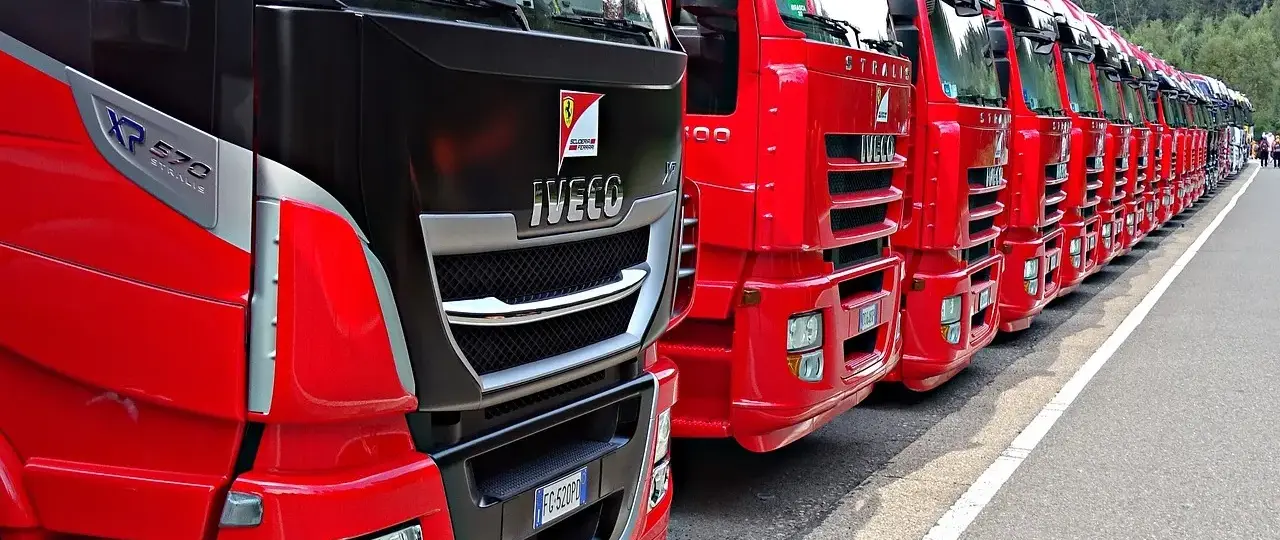 Hvad er CAPM og hvordan estimerer man beta korrekt?