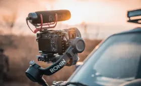 Hvordan virker en automatisk stabilisator?