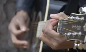 Mads Langer kone: Indblik i forholdet til hans ekskone og familielivet