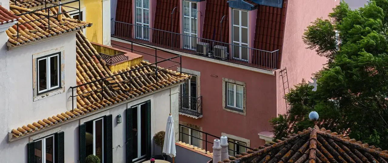 Sådan finansierer du solceller billigst i 2025